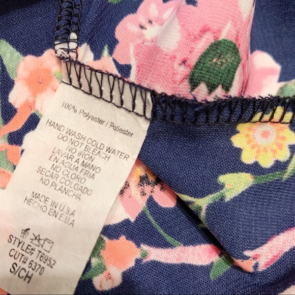 12PM By Mon Ami Navy Bright Floral Pattern Blouse - Picture 8 of 10